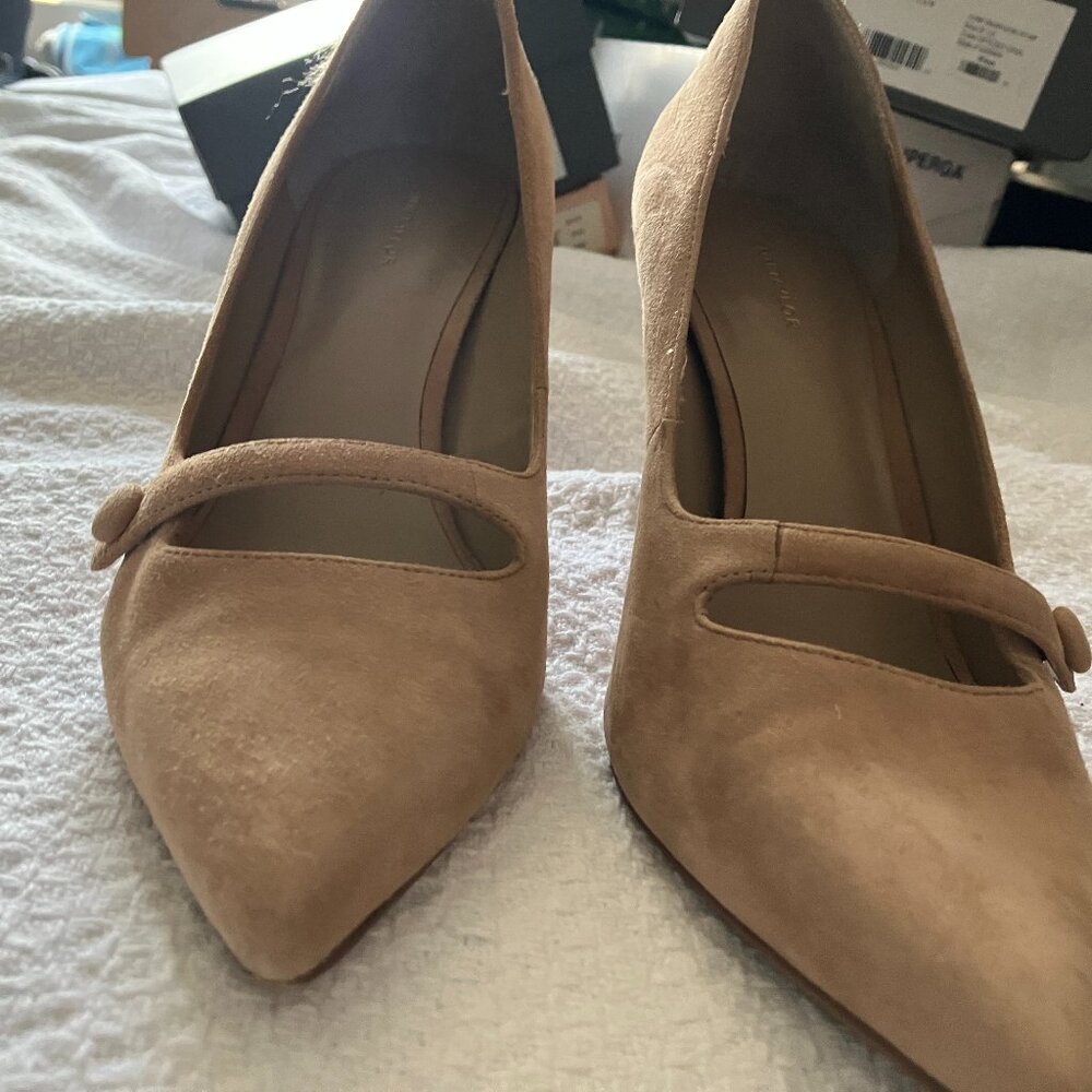 Ann Taylor Enid MaryJane Pump